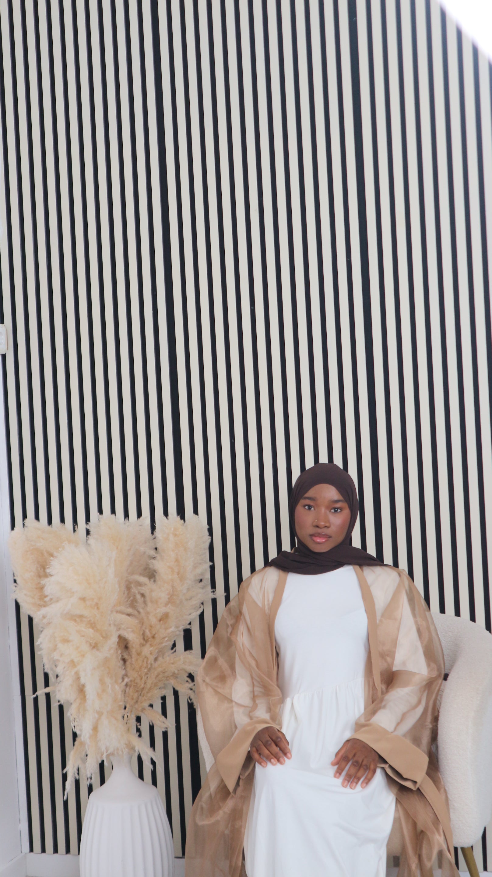 Abaya Noir Marron & Blanco
